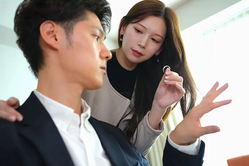 Vợ yêu đi đi giã ngoại, gã chồng ở nhà bị nhỏ em người vợ gạ trả bài không trượt phát nào